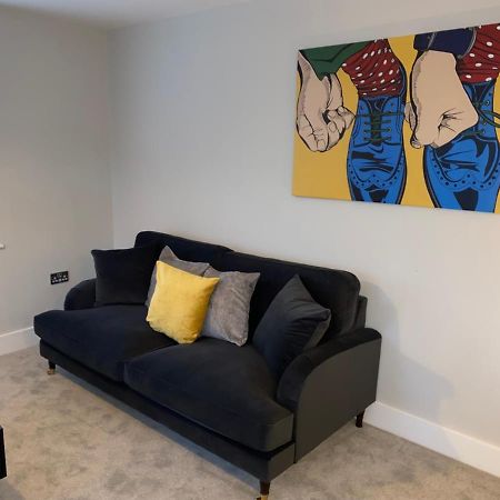Roomotel - Oakview Moseley Бирмингам Екстериор снимка