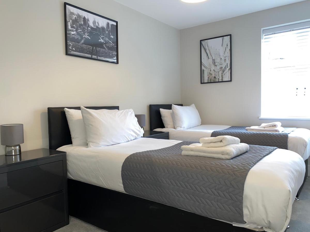 Roomotel - Oakview Moseley Бирмингам Екстериор снимка
