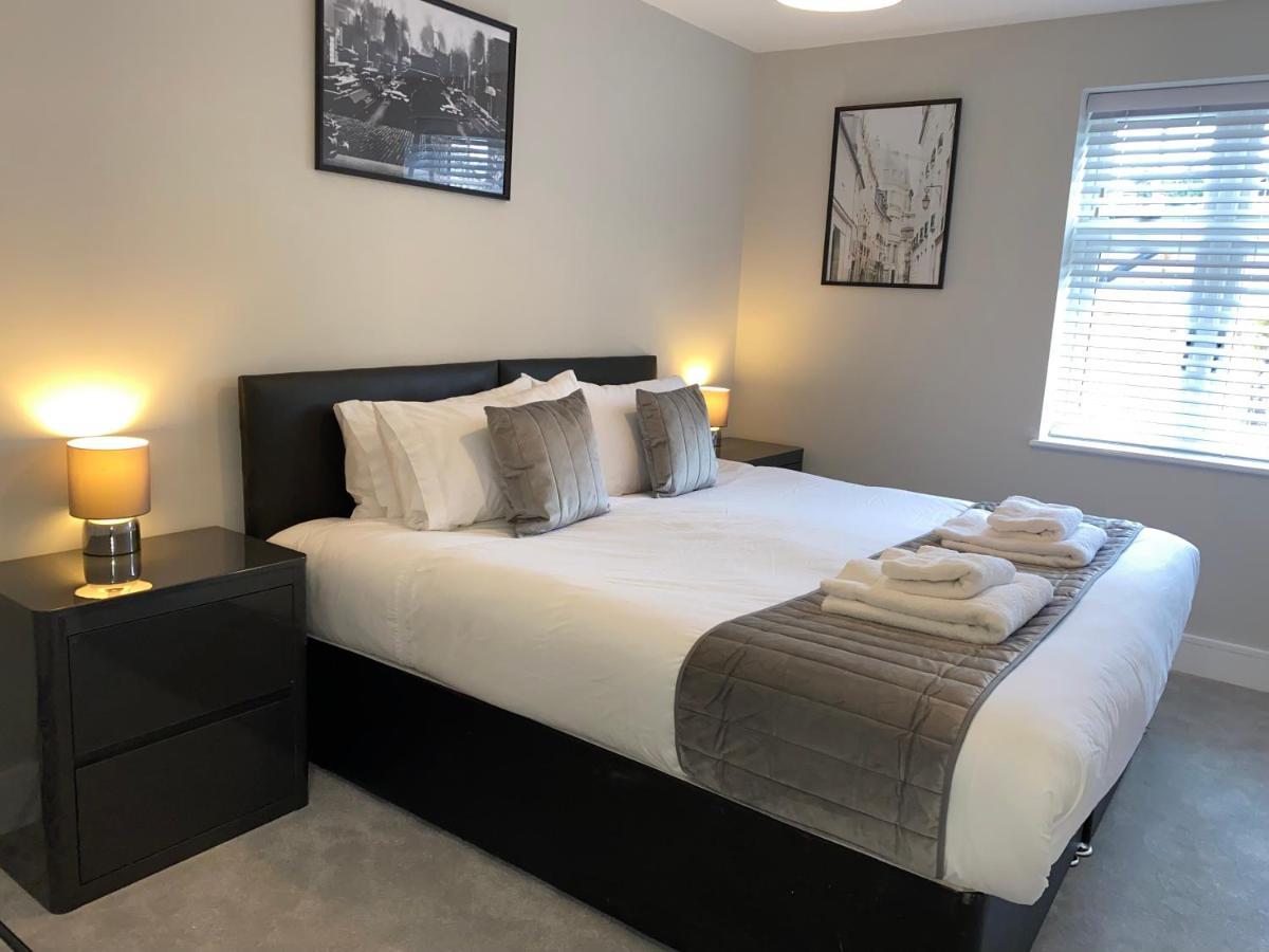 Roomotel - Oakview Moseley Бирмингам Екстериор снимка